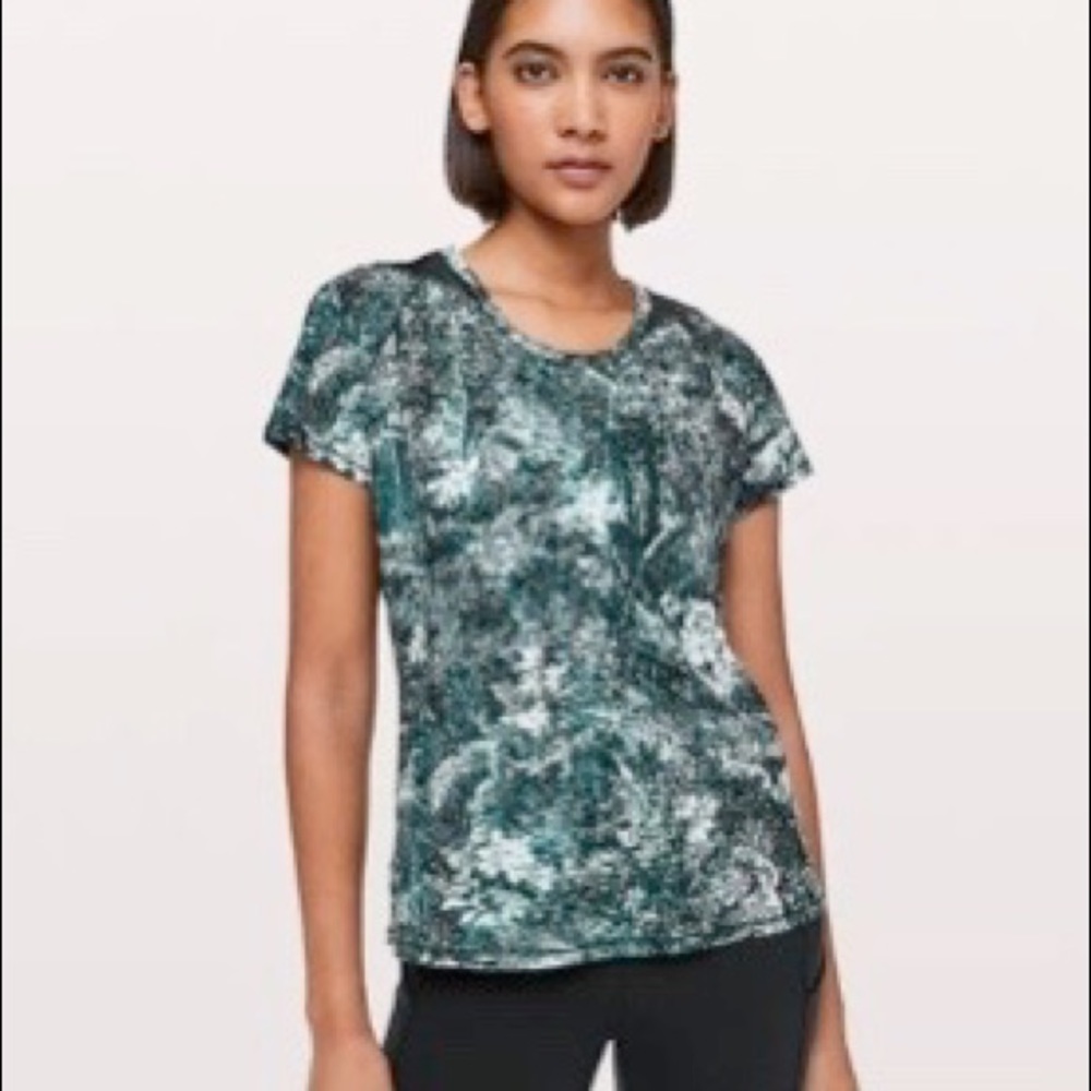 Lululemon Short Sleeve Top